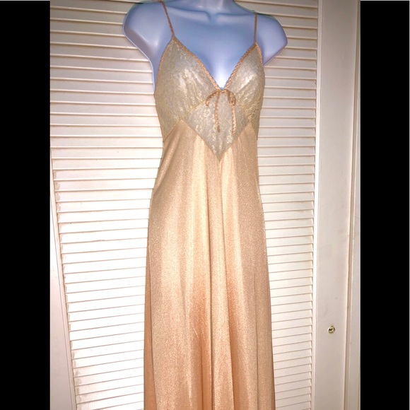 Vintage Other - VTG SHEER NUDE-PEACH LONG SLIP-DRESS LACE BODICE S